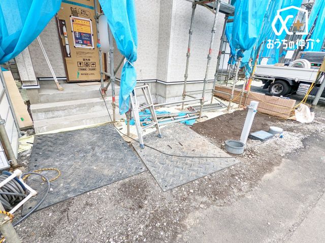  �J�[�X�y�[�X��2�䂠��B���]�Ԃ��߂�X�y�[�X�Ƃ��Ă����p���������܂��B���Ԃł̗��q�ɂ��Ή��ł��܂��I