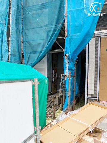 ���� �O���猩�����ւ܂��̗l�q�ł��B���񌻒n�ɑ����^��ł��������������������B