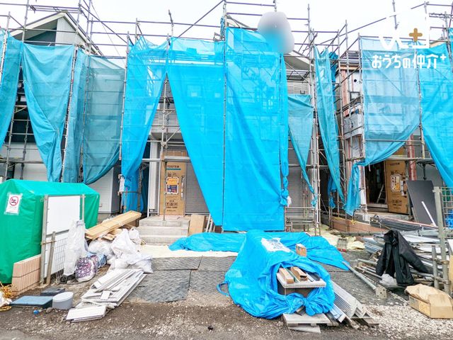 ���n�O�ώʐ^ �������V�h���}�s��ԉw�u�ԏ�����v�w�k���Q�P�����o�X���p�ɂ�JR�������ւ����K�A�N�Z�X�����z���p�l�����ځ��R���r�j�k���X�����J�[�X�y�[�X�Q��