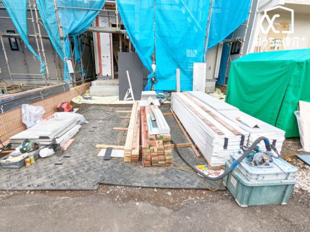  �J�[�X�y�[�X��2�䂠��B���]�Ԃ��߂�X�y�[�X�Ƃ��Ă����p���������܂��B���Ԃł̗��q�ɂ��Ή��ł��܂��I