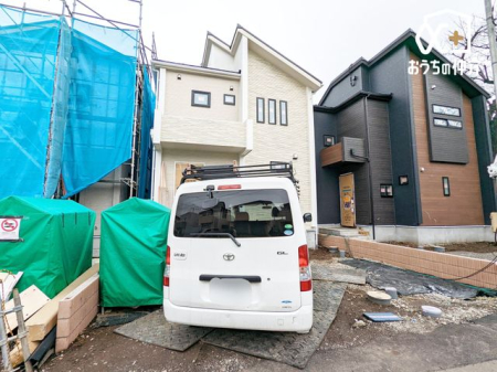 ���̑� �L�b�`������̓��r���O�S�̂����n����Ԏ��ł��B���q�l���V�ԗl�q�������Ȃ���̂�������_�C�j���O�e�[�u���Ŋw�K���邨�q�l�ɂ�����ƃA�h�o�C�X���ł���݌v�ł��B