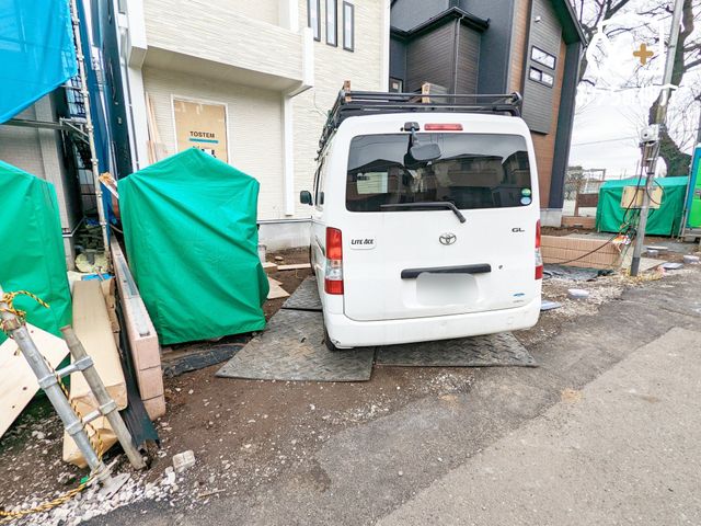  �J�[�X�y�[�X��2�䂠��B���]�Ԃ��߂�X�y�[�X�Ƃ��Ă����p���������܂��B���Ԃł̗��q�ɂ��Ή��ł��܂��I