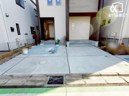  ���J�[�X�y�[�X����2�䕪����