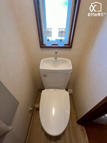 �g�C�� 2�K�g�C���̗l�q�V�K���t�H�[���ς݁I