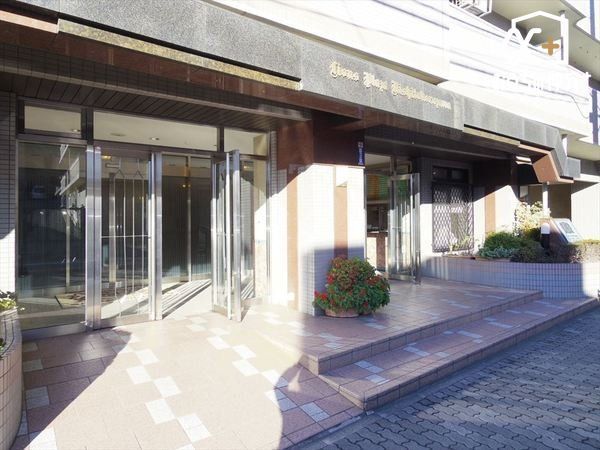 �G���g�����X ���ۂɌ��n�ɑ����^��ł݂܂��񂩁H�L���ł͂킩��Ȃ������������m���߂��������B���s���ȓ_�̓X�^�b�t�܂ŁA���C�y��!