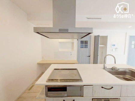 �L�b�`�� �`Kitchen�`IH�@�K�X�R���������|�������₷���A�Ύ��̊댯�������Ȃ��ݔ��ł��B�����������Ȃ�ɂ����ď�ł����K�ɗ������ł��܂��B