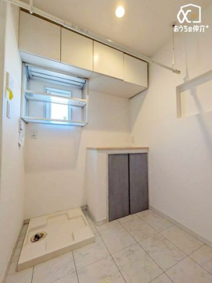 ���ʑ�E���ʏ� ����@�u����̗l�q�ł��B���[���L�x�ɂ���܂��B