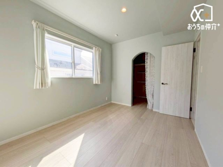 �Q�� �`Room�`�m���̓i�`�������ȃt���[�����O�Ɨ����������F�̕ǂ�����A�C���e���A���l����̂��ƂĂ��y�����ł��ˁI