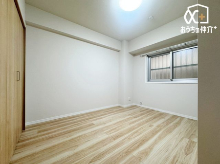 ���̑� 4.7���m��