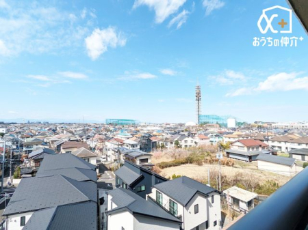 ���̑� �U�K�̍��w�K���璭�߂�J���I�Ȍi�F�ł��B