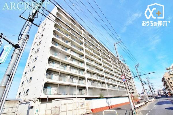 ���n�O�ώʐ^ ���}�s��ԉw�u�c���v�w�k���P�V�����o�X��ڂ̑O�I�o�X�ւ��[���I�`JR�u�g�ˎ��v�w�ւ��_�C���N�g�A�N�Z�XOK�I���V�K�t�����m�x�[�V�������{