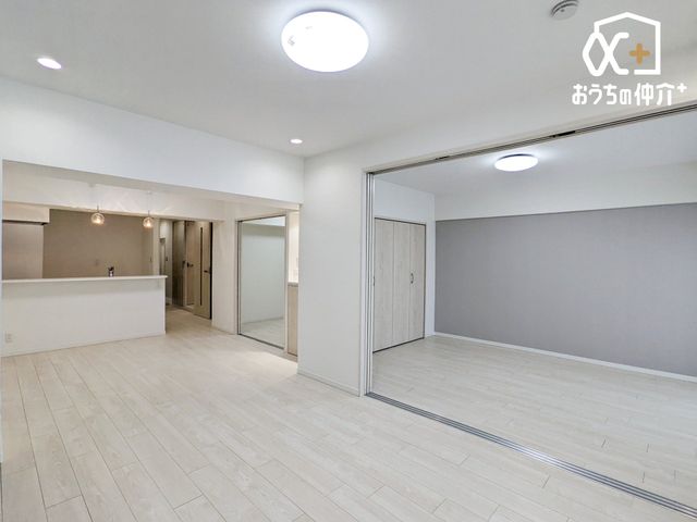 ���r���O ���邢�z�˂����������݁A�Ƒ��c���̎����߂������r���O�_�C�j���O�B����A���n�ɂėz�����������m���߂��������B