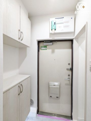 ���� �����t���̃V���[�Y�{�b�N�X�t���ł��B�C�⏬��������������[�ł���̂ŁA���ւ��X�b�L�����������̐g�x�x�����K�ɂȂ�܂��B