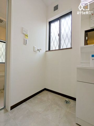 ���ʑ�E���ʏ� ����������ʕ����ǍD�ȃ����h���[�X�y�[�X�ł��B