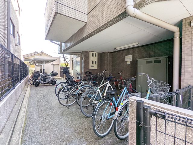 ���̑� �~�n�����փX�y�[�X�̗l�q�ł��B����A���n���m�F���������܂��B