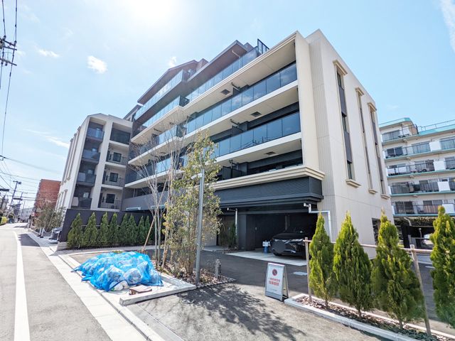 ���n�O�ώʐ^ ���}�s��ԉw�u��ΐ_��v�w�k���T���`�ʋΒʊw�ɕ֗��ȍD���n�����Ǝ{�݂��[�������X�̕�炵���T�|�[�g