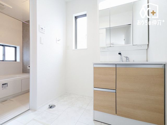 ���ʑ�E���ʏ� ����Ő������̂�����ʎ��B���Ɗ��C�Ŏ��C�΍�����S�B���̐g�x�x���͂��ǂ�O�ʋ����ϑ�B��������̎��R���Ŗ��邭�A���|���₷�����ނ��̗p�B