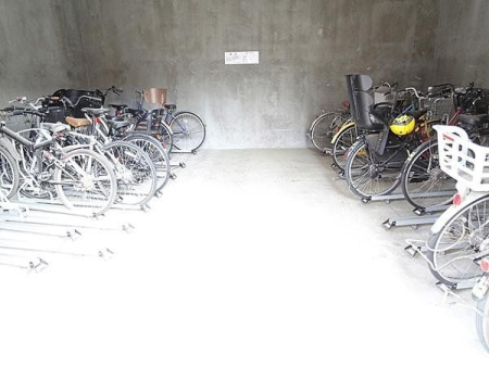 ���̑� �~�n�����փX�y�[�X�̗l�q�ł��B����A���n���m�F���������܂��B