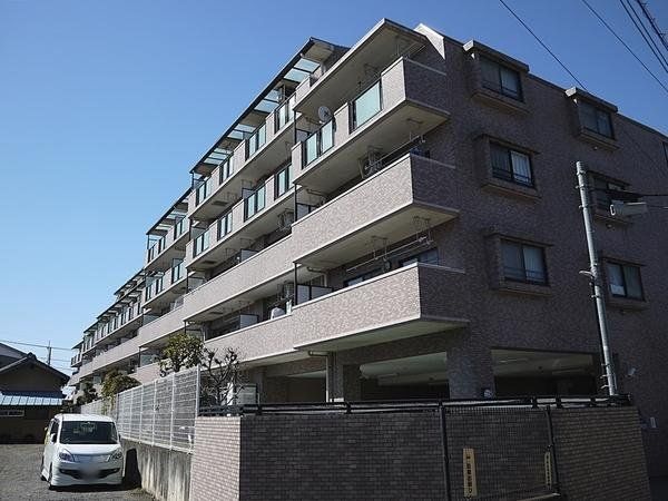 ���n�O�ώʐ^ �s�S�̌�������������āB���R���Ɍb�܂ꂽ�G���A�ł��B���ӌ�ʗʏ��Ȃ߂ŁA�q��Đ���ɂ��������߂ł��B