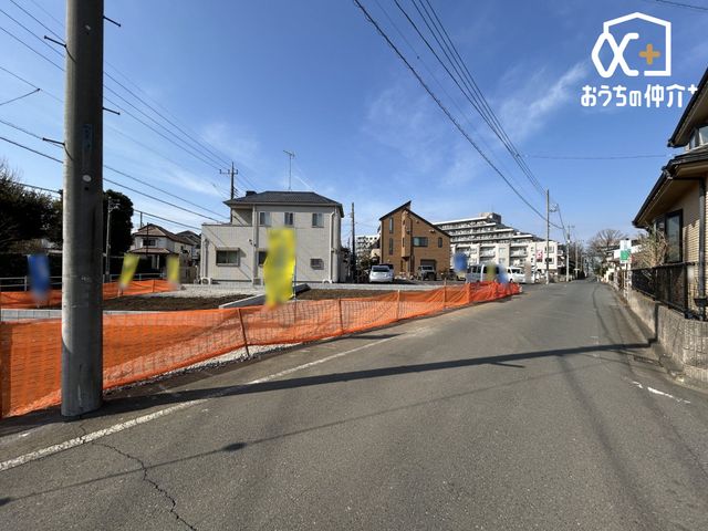 ���n�O�ώʐ^ �Ԓʂ�̏��Ȃ��ړ��̗l�q