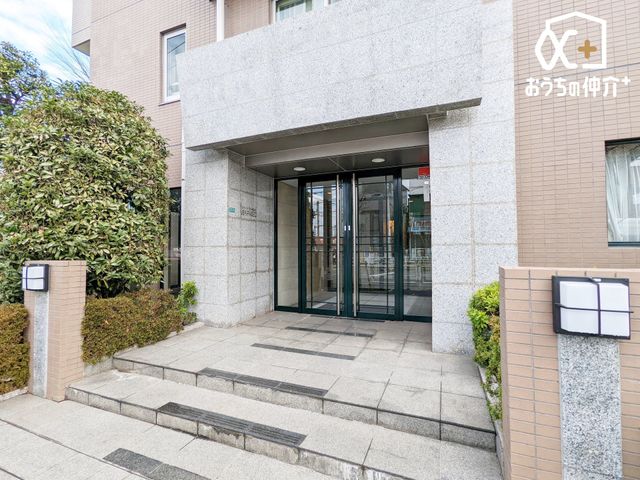 �G���g�����X �������̂���A�����������G���g�����X�B�����x���n�ɑ����^�΂�Ă݂܂��񂩁H���ЃX�^�b�t�����ē��������܂��̂ł��C�y�ɂ��₢���킹���������܂��B