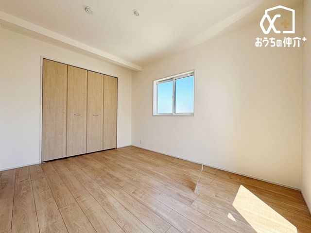 �q������ �o���R�j�[�ɖʂ����m���͎q�������ɂ�������