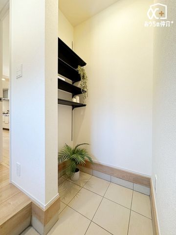 ���� �x�r�[�J�[�Ȃǂ̎��[�ɕ֗��ȃN���[�N