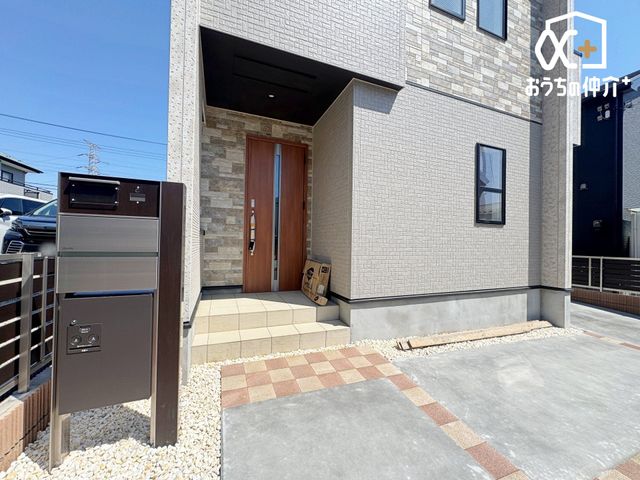 ���� �O���猩�����ւ̗l�q�B��z�{�b�N�X����