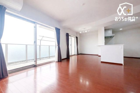 ���r���O �`Living�`�����݂̂���i�`�������e�C�X�g��LDK�B�̂�т肭�낮�\�t�@��A���H�����y���ރ_�C�j���O�Z�b�g��u���Ă��������͂���܂���B