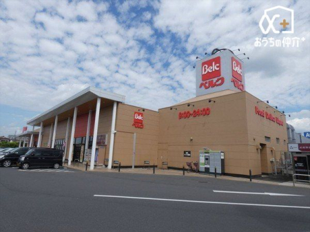 ���ӊ� �x���N �I��X �k��8���B���ԏꂪ�L���A�Ԃł̗��X���\�ł��B��؂�ʕ��l�X�ȏ��i�������Ă��܂��B 580m