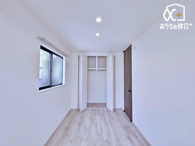 ���̑� �Q�K�@�Ƌ�̔z�u�����₷���Ԏ��Ŏ��[�͂����邽�߂��������X�b�L�����܂��B