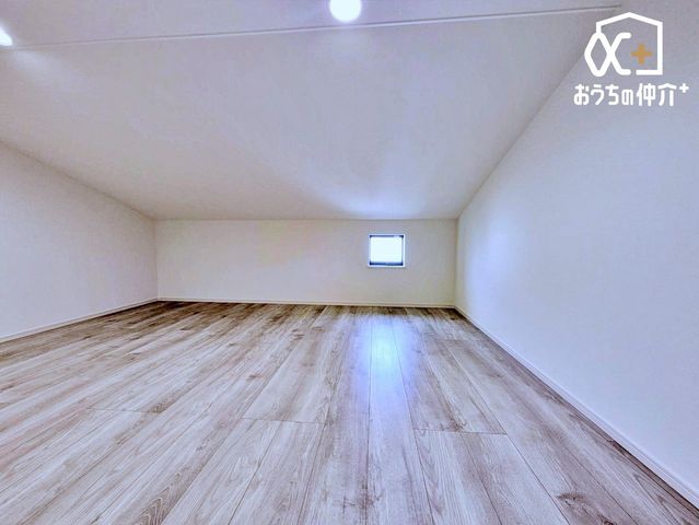 ���[ 6.1���̏��������[������A�Ƒ��̋G�ߕ�������������܂�܂��B