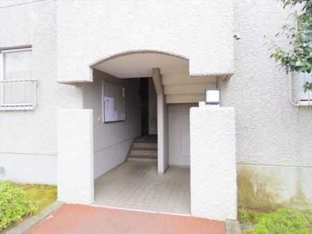 �G���g�����X �������̍s���͂����G���g�����X