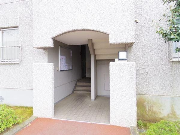 �G���g�����X �������̍s���͂����G���g�����X