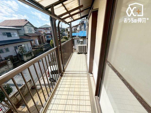 �o���R�j�[ ������̗z���Ɛ������S�n�悭�ʂ蔲����o���R�j�[�́A���󕨂��悭�������邢�X�y�[�X�B���X�̉Ǝ����y�₩�ɂ��Ă����A��炵�ɓ���މ��K�ȃo���R�j�[�ł��B