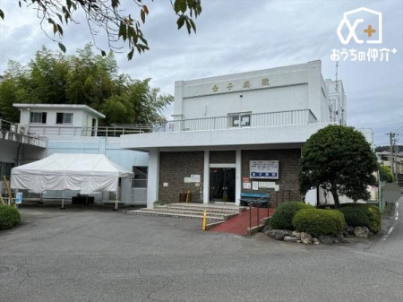 ���ӊ� �k��3���B�y���q�a�@�z�c�Ǝ��� 9��00���|18��00�����y�j���|12:00(���j���@��x��)���ԏꂠ��(�S31��) 220m