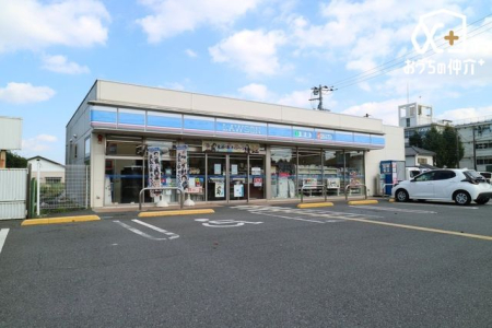 ���ӊ� �k��4���B�y���[�\�����R�x�m���񒚖ړX�z�c�Ǝ���24���ԉc�ƁA�Ԉ֎q�Ή��̒��ԏ�A�N���W�b�g �J�[�h�B 310m