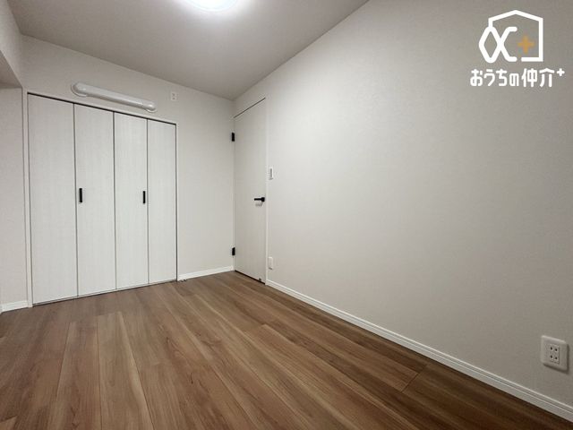 �Q�� -