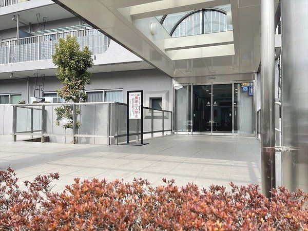 �G���g�����X �Ǘ����s���͂����G���g�����X