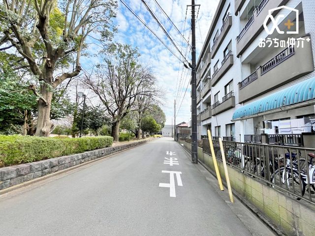 ���̑� �O�ʓ��H��������肵�Ă���̂ŏo���肪���₷���ł��B