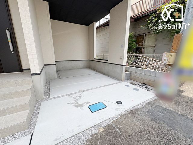  �J���爤�Ԃ����r���g�C���K���[�W