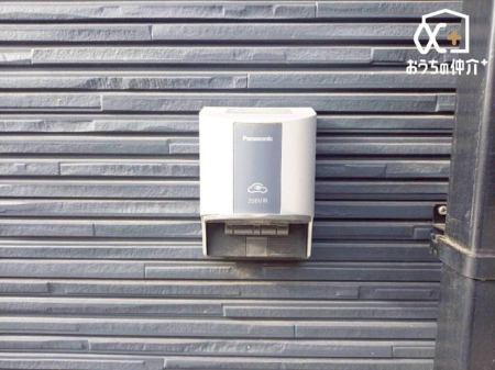 ���̑� �d�C�����ԓd���B����ŏ[�d����ق���EV�EPHEV���^�p����R�X�g�i�[�d�̓d�C��j�������Ȃ�A�R���⋋�̂��߂ɊO�o����K�v������܂���B����ŏ[�d�ł���̂�EV�EPHEV�̑傫�ȃ����b�g�ł��ˁB