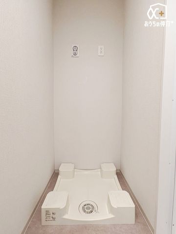 ���ʑ�E���ʏ� �����h���[�X�y�[�X