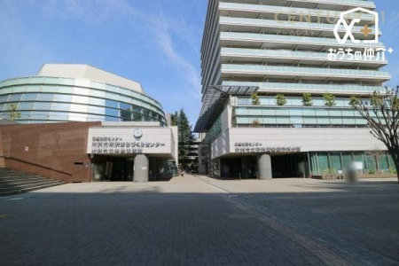 ���ӊ� ����s�����������فE����}���ُ��򕪊� �k��8���B�q��������ɕʂɖ{�ق����݂��A������͕��قł��B���ق��Y��ŗ��h�Ȏ{�݂ł������܂��B 570m