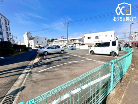 ���ԏ� ���ԏ�B�󂫏󋵂͒S���܂ł��m�F���������B���L�{�݁E�~�n�͂�����Ƃ������̍s���͂��������ɂȂ�܂��B�����x���n�ɑ����^�΂�Ă݂܂��񂩁H���ЃX�^�b�t�����ē��������܂��B