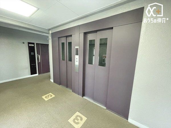 ���̑� �G���x�[�^�[