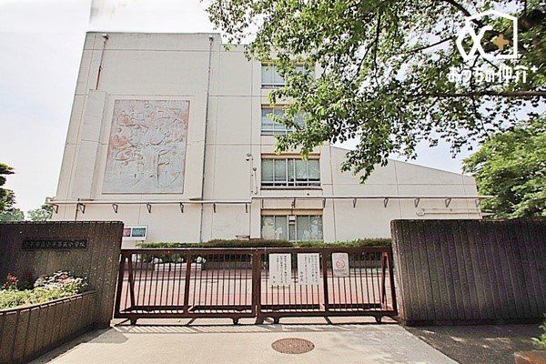 ���ӊ� �����s��������܏��w�Z �k��15���B 1200m