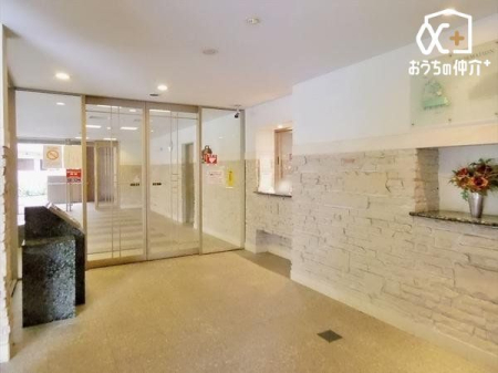 �G���g�����X ���S�̃I�[�g���b�N�}���V����