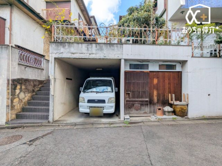  �J�̓��ɂ���؂Ȃ��Ԃ�����Ă����r���g�C���K���[�W