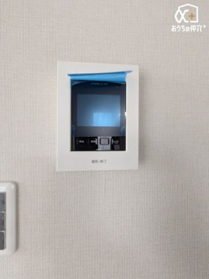 ���̑� �h�Ɩʂł����S��TV���j�^�[�t���C���^�[�z���ł��B